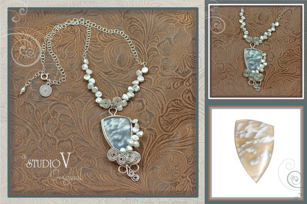 Snow Dreams Necklace