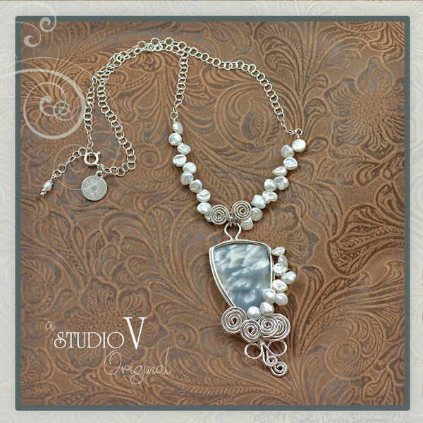 Snow Dreams Necklace