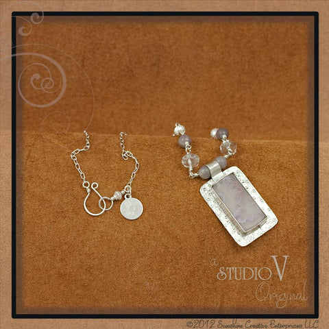 Delicate Daisy Necklace