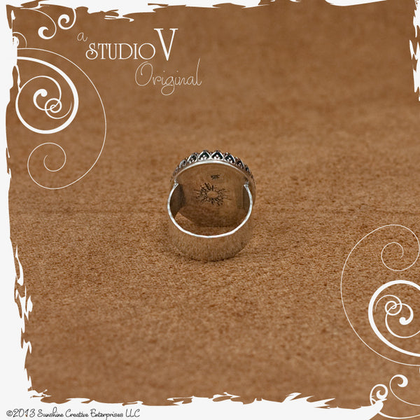 Parrot Wing Pinky Ring
